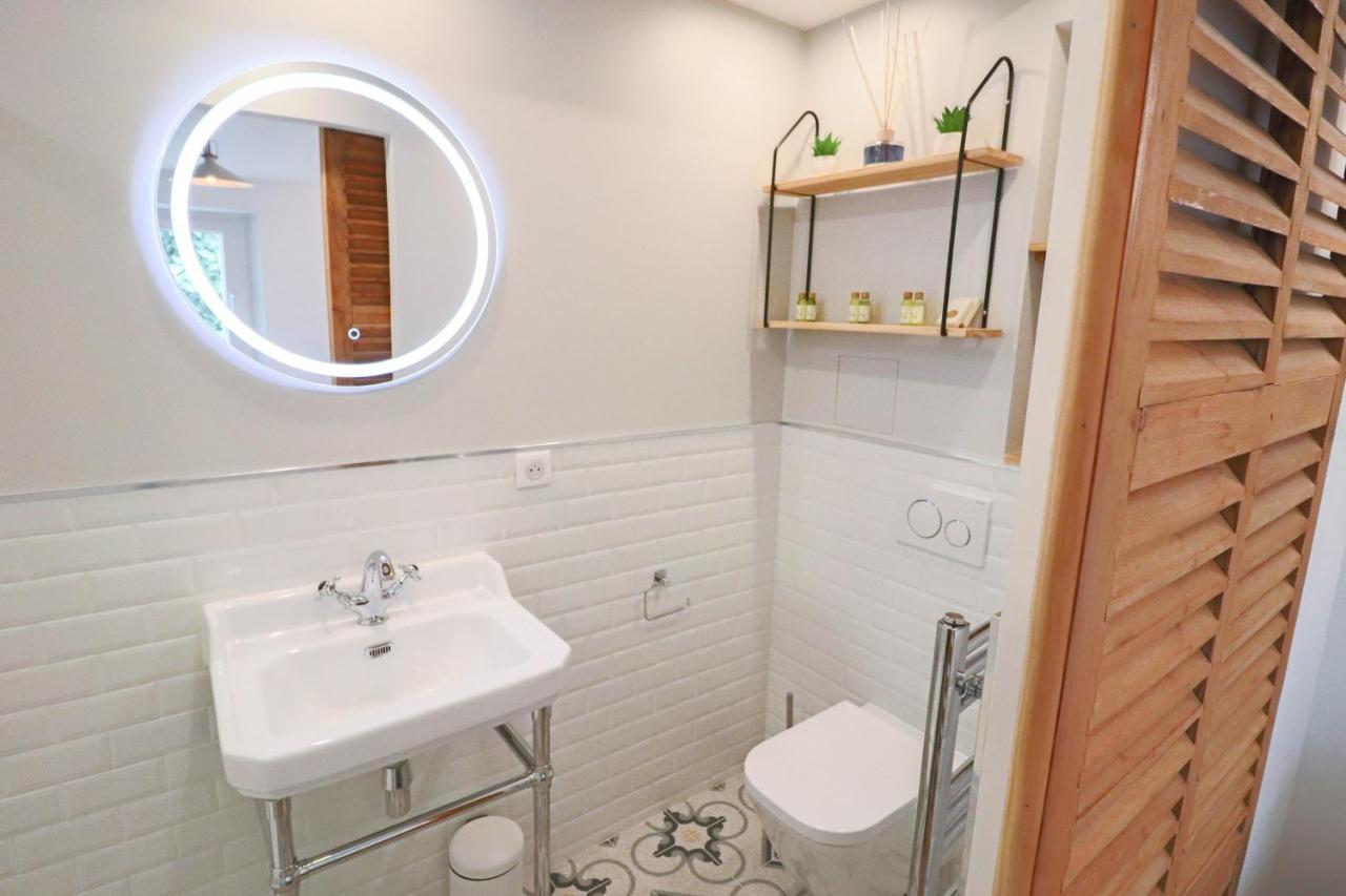 Apartamento Aubernon Luxurious, Newly Renovated Flat In Heart Of Old Antibes Exterior foto